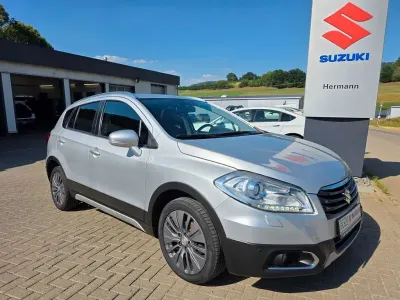 Gebraucht Suzuki SX4 S-Cross Comfort+ 120 PS (88 kW) 2015 Silber SUV