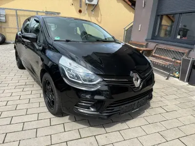 Gebraucht Renault Clio LIMITED 90 PS (66 kW) 2017 Schwarz Limousine