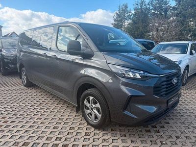 Gebraucht Ford Transit Trend 170 PS (125 kW) 2025 Grau Van / Kleinbus
