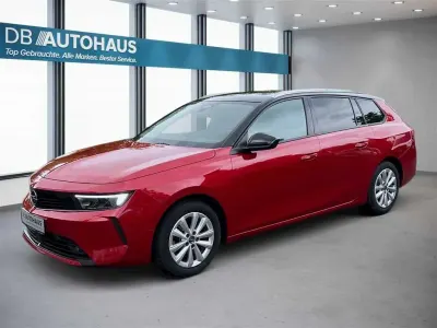 Gebraucht Opel Astra Business Elegance 131 PS (96 kW) 2024 Rot Kleinwagen