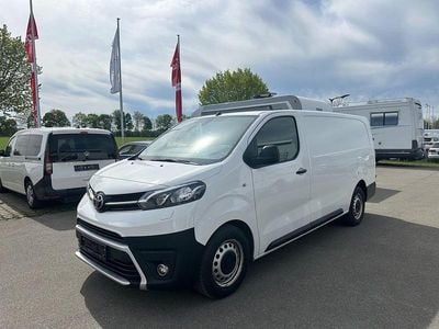 Second-hand Toyota Proace 144 CP (105 kW) 2022 Alb Monovolum