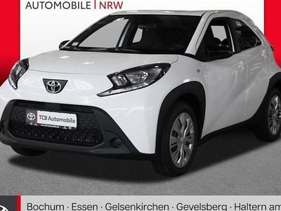 Neu Toyota Aygo X Business Edition 72 PS (52 kW) 2025 Weiß SUV