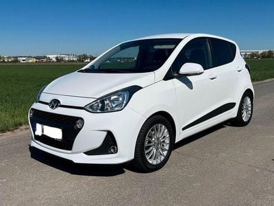 Usata Hyundai i10 Style 87 CV (63 kW) 2017 Bianco Utilitaria
