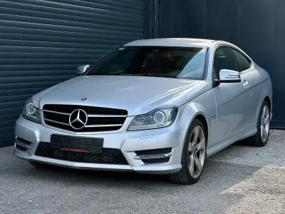 Gebraucht Mercedes C220 AMG 170 PS (125 kW) 2014 Silber