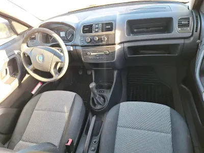 Używany Skoda Roomster 69 KM (50 kW) 2009 Niebieski Minivan