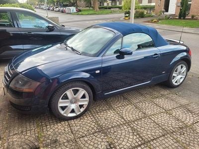 Usata Audi TT Roadster Sport 150 CV (110 kW) 2004 Blu Cabrio