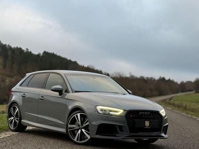 Grau Gebraucht 2019 Audi RS3 Sport Limousine | 36.999 € (Fairer Preis)