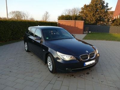 Gebraucht BMW 525 197 PS (144 kW) 2010 Blau Kombi
