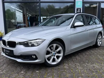 Używany BMW 330 Advantage 258 KM (189 kW) 2016 Srebrny Kombi