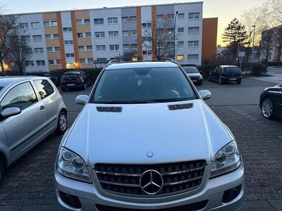 Mercedes ML320