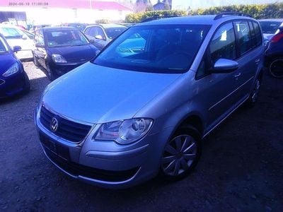 Gebraucht VW Touran 140 PS (102 kW) 2010 Silber Van / Kleinbus