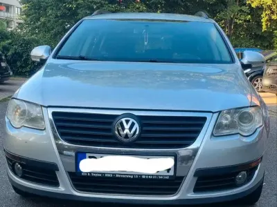 Gebraucht VW Passat 140 PS (102 kW) 2009 Silber Kombi