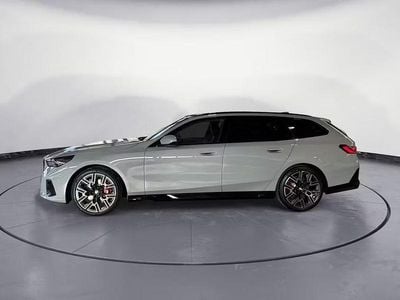 Nuova BMW 540 M Sport 303 CV (222 kW) 2026 Grigio Station wagon