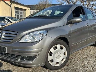 Mercedes B180