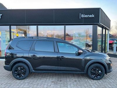 Neu Dacia Jogger Extreme 158 PS (116 kW) 2026 Schwarz Van / Kleinbus