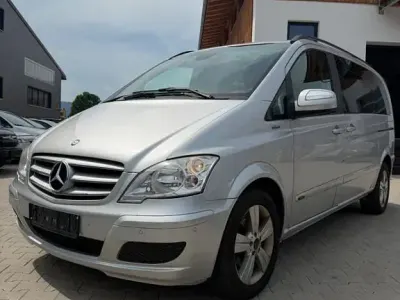 Gebraucht Mercedes Viano 163 PS (119 kW) 2013 Silber Van / Kleinbus