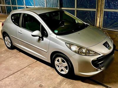 Gebraucht Peugeot 207 90 PS (66 kW) 2006 Silber Limousine