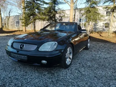 Gebraucht Mercedes SLK200 163 PS (119 kW) 2004 Schwarz Cabrio