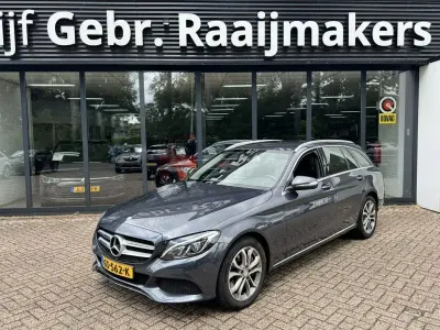 Gebraucht Mercedes C350e Edition 279 PS (205 kW) 2015 Grau Kombi