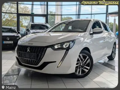 Gebraucht Peugeot 208 Allure 101 PS (74 kW) 2020 Blanc banquise Kleinwagen