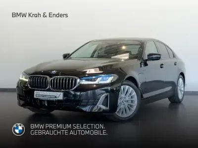 Gebraucht BMW 530e Luxury Line 292 PS (214 kW) 2021 Black sapphire metallic (schwarz) Limousine