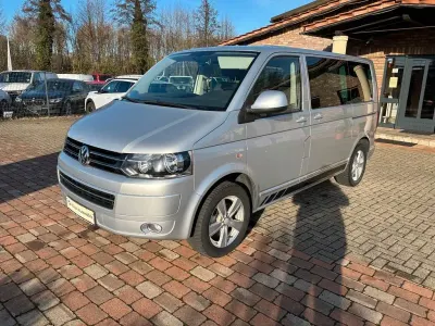 Second-hand VW T5 Highline 179 CP (131 kW) 2013 Argintiu Van