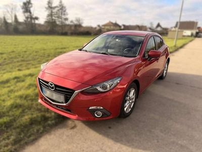 Rot Gebraucht 2015 Mazda 3 Sports-Line Limousine | 11.000 € (Guter Preis)