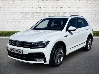 Weiss Gebraucht 2017 VW Tiguan Highline SUV | 25.925 € (Etwas zu teuer)
