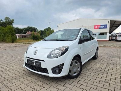Second-hand Renault Twingo Night&Day 76 CP (55 kW) 2009 Alb Hatchback