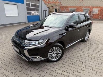 Gebraucht Mitsubishi Outlander P-HEV Top 224 PS (164 kW) 2019 Schwarz SUV