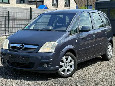 Gebraucht Opel Meriva Edition 90 PS (66 kW) 2010 Van / Kleinbus