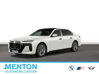 Gebraucht BMW 740 299 PS (219 kW) 2025 Weiß Limousine