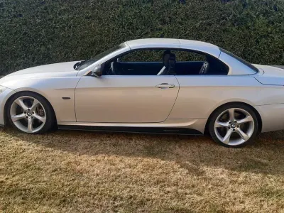 Gebraucht BMW 335 Cabriolet Performance 305 PS (224 kW) 2012 Silber Cabrio
