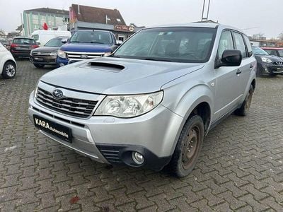 Silber Gebraucht 2010 Subaru Forester Active SUV | 1.750 € (Superpreis)
