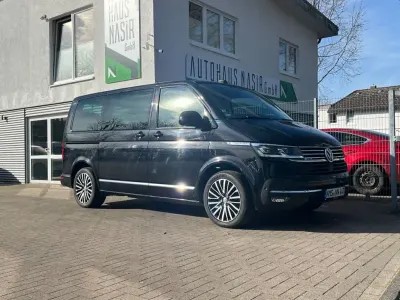 Gebraucht VW Multivan Highline 204 PS (150 kW) 2023 Schwarz Van / Kleinbus