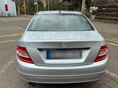 Gebraucht Mercedes C180 156 PS (114 kW) 2009 Silber Limousine
