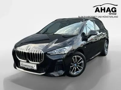 Gebraucht BMW 220 Active Tourer Performance 170 PS (125 kW) 2022 Schwarz Van / Kleinbus