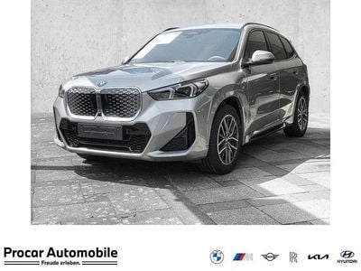 Neu BMW iX1 M Sport 230 kW (313 PS) 2026 Grau SUV