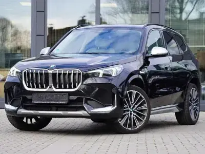 Używany BMW X1 xLine 169 KM (124 kW) 2023 Czarny SUV