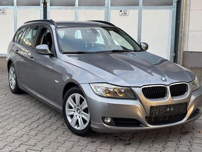 Gebraucht BMW 320 184 PS (135 kW) 2010 Grau Kombi