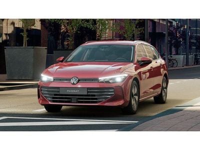 Second-hand VW Passat Business 150 CP (110 kW) 2025 Roșu Break