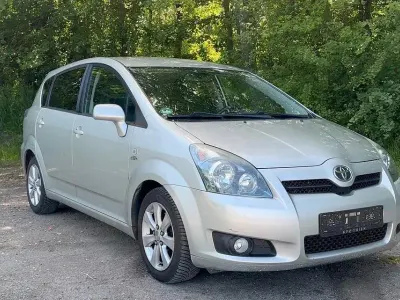 Używany Toyota Corolla 177 KM (130 kW) 2007 Szary Kombi