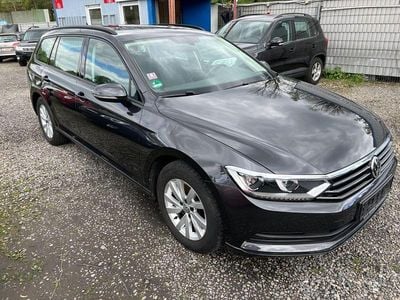 Gebraucht VW Passat Comfortline 150 PS (110 kW) 2019 Schwarz Kombi