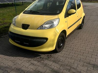 Gebraucht Peugeot 107 68 PS (50 kW) 2008 Kleinwagen