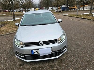Gebraucht VW Polo 90 PS (66 kW) 2015 Silber Kleinwagen