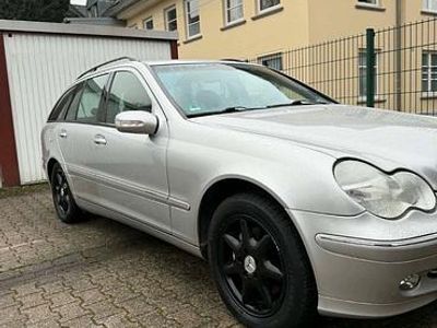 Second-hand Mercedes C320 218 CP (160 kW) 2003 Argintiu Break