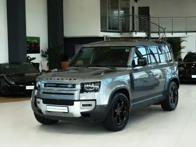 Gebraucht Land Rover Defender Black Edition 241 PS (177 kW) 2020 Eiger grey SUV