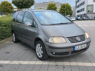 VW Sharan