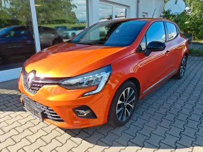 Gebraucht Renault Clio V Zen 91 PS (66 kW) 2022 Orange Limousine