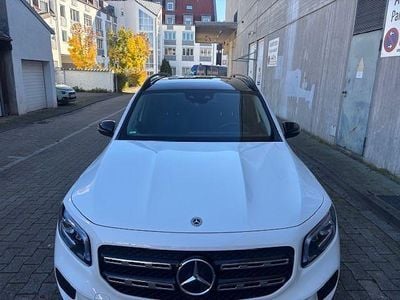 Mercedes GLB200